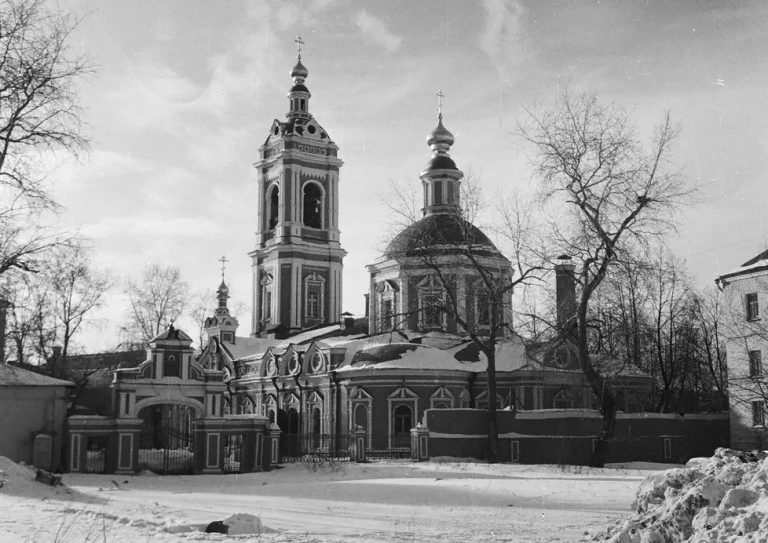 Храм Преподобного Пимена Великого в Новых Воротниках. 1981 год.