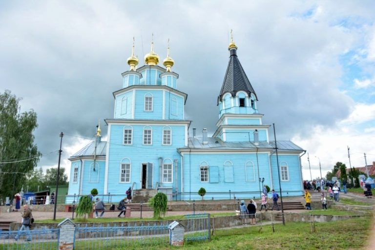 Храм Казанской иконы Божией Матери храм в селе Великий Враг