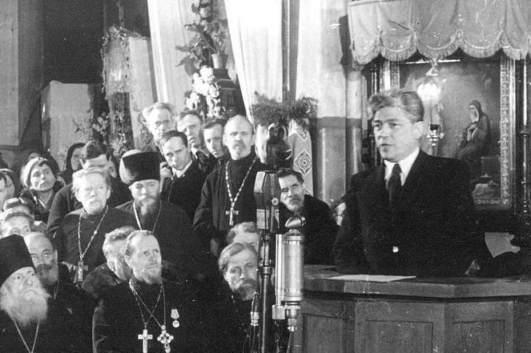 На кафедре Георгий Григорьевич Карпов