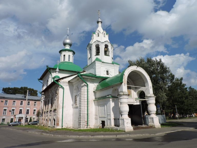 Церковь Покрова на Торгу в Вологде