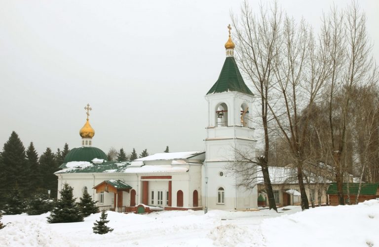 Храм Димитрия Солунского, Преображенский монастырь