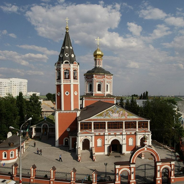Свято-Троицкий кафедральный собор — старейший храм Саратовской митрополии