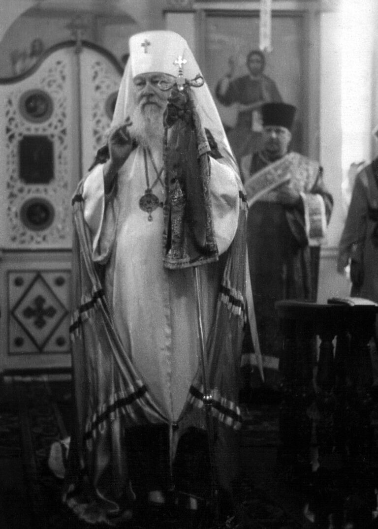Митрополит Симферопольский и Крымский Гурий. Первая половина 1960-х.